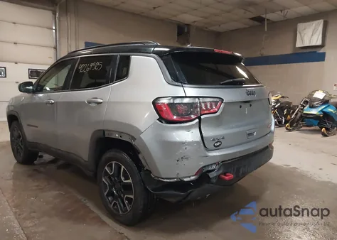 2021 Jeep Compass Trailhawk 4X4 из США, поврежденный, VIN 3C4NJDDB3MT587034